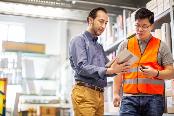 Managed Services team for Corrigo advising a vendor about how to complete a work order in compliance with service level agreement (SLA).